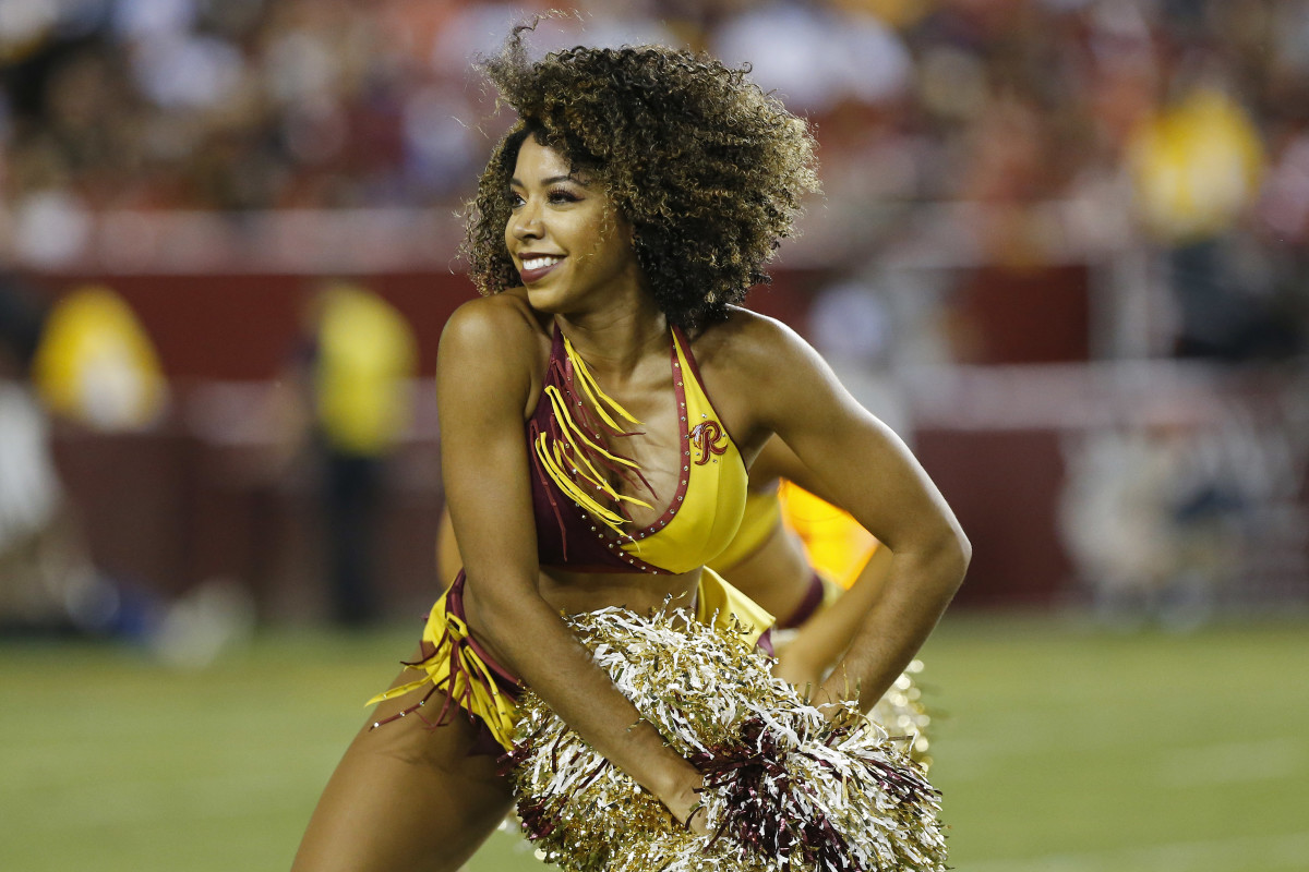 NFL Pre-season: Washington Redskins Cheerleaders – Ultimate