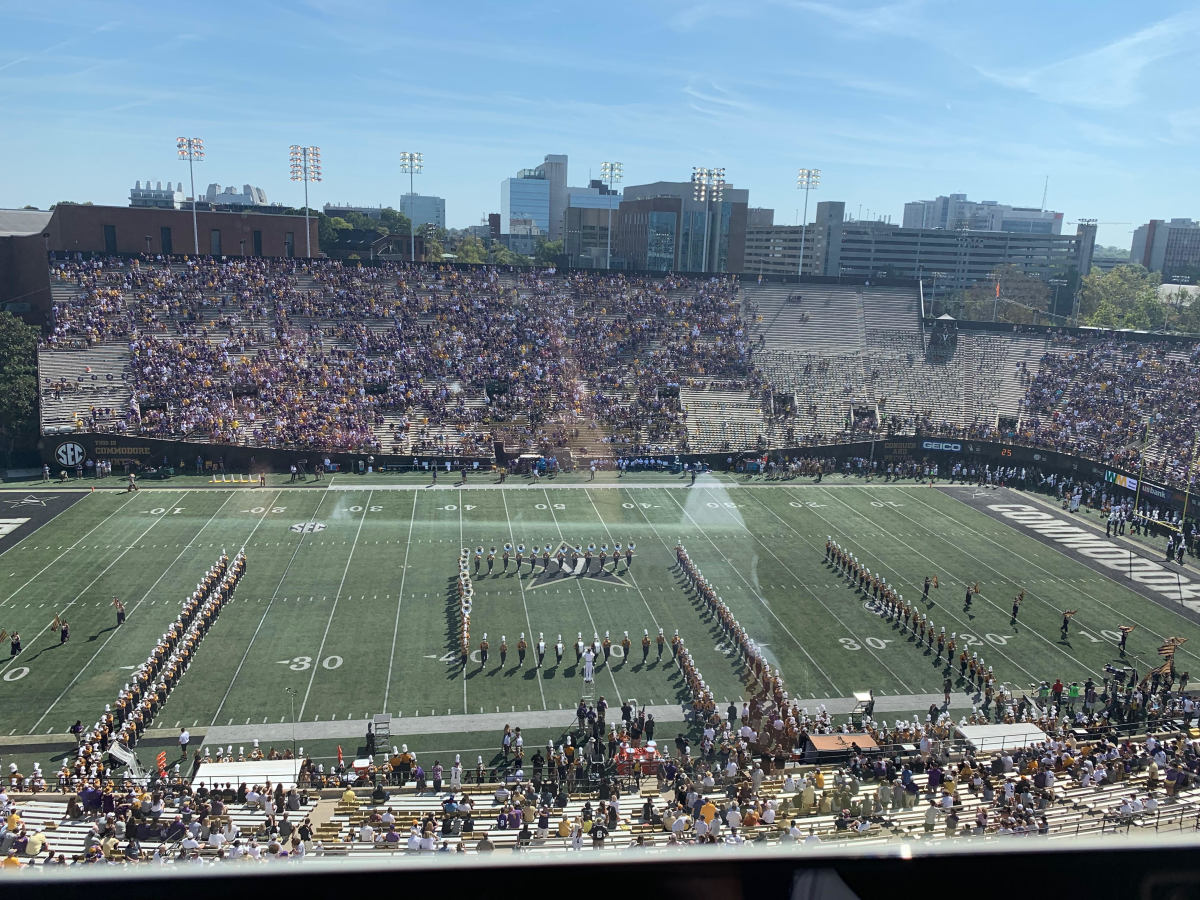 Vanderbilt Baseball: Black Outlasts Gold - Sports Illustrated Vanderbilt  Commodores News, Analysis and More