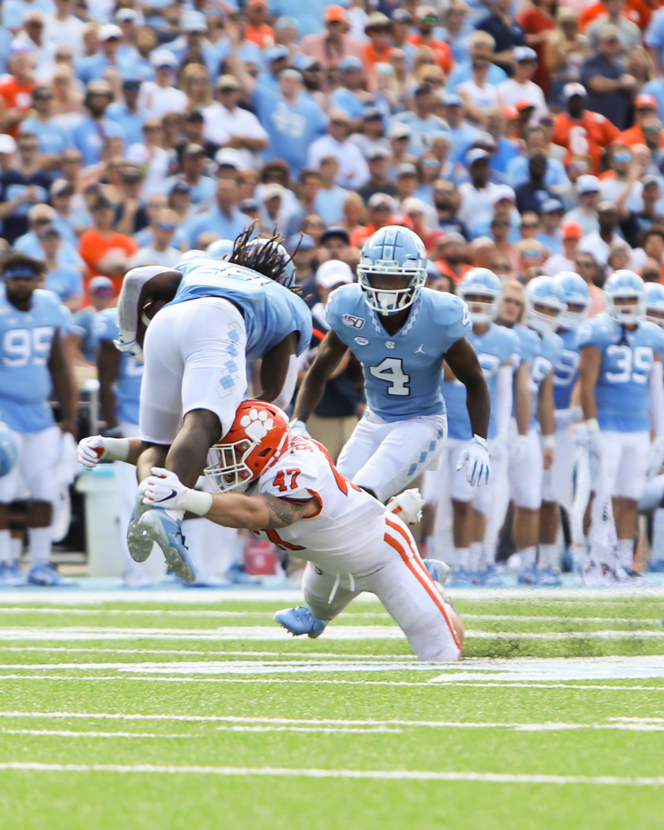 James Skalski single-handedly stops North Carolina RB Michael Carter, September 28, 2019