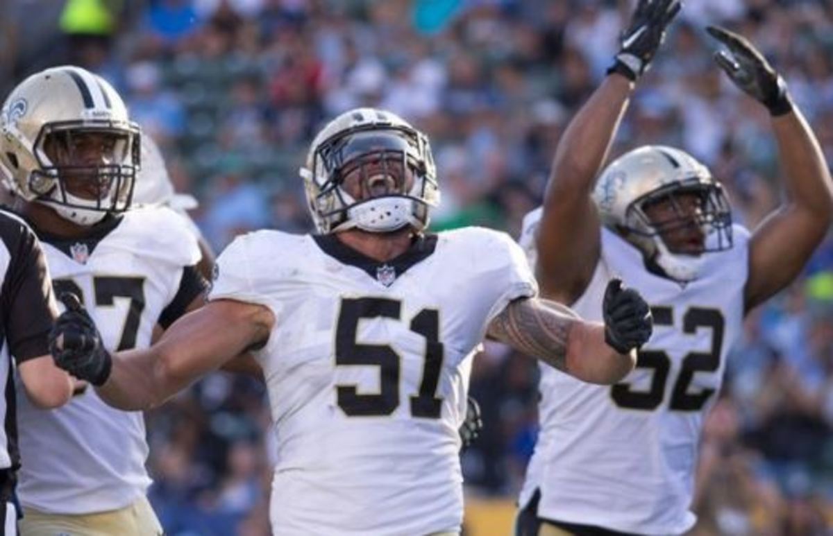 Now healthy, Saints LB Manti Te'o reunites with Los Angeles