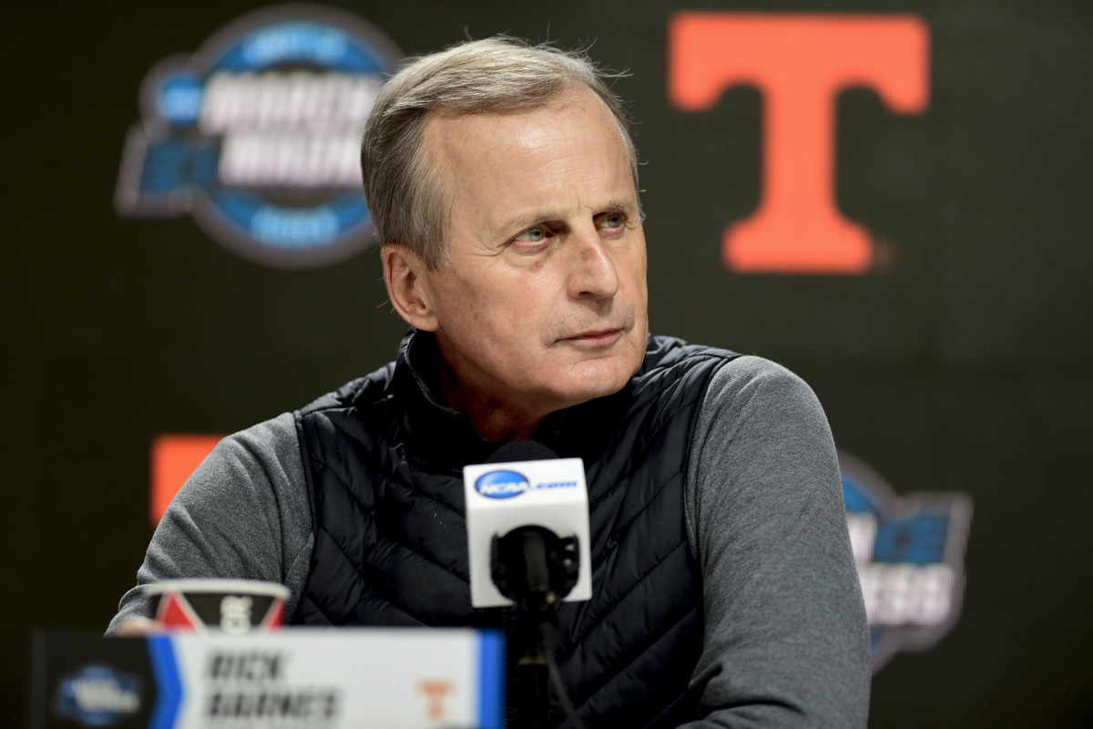 VIDEO: Tennessee basketball coach Rick Barnes addresses the media ...