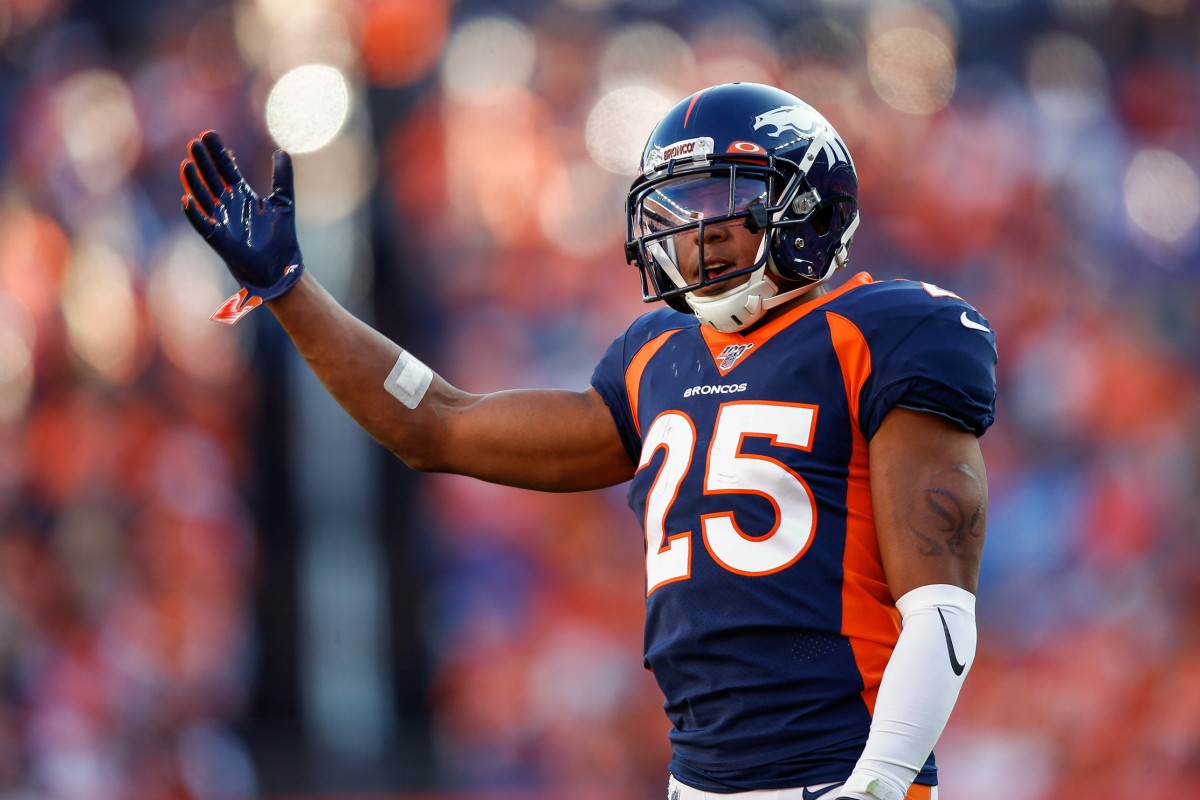 Chris Harris, Jr. Sounds Amenable to a Denver Broncos Return but Says it's  John Elway's Decision - Sports Illustrated Mile High Huddle: Denver Broncos  News, Analysis and More