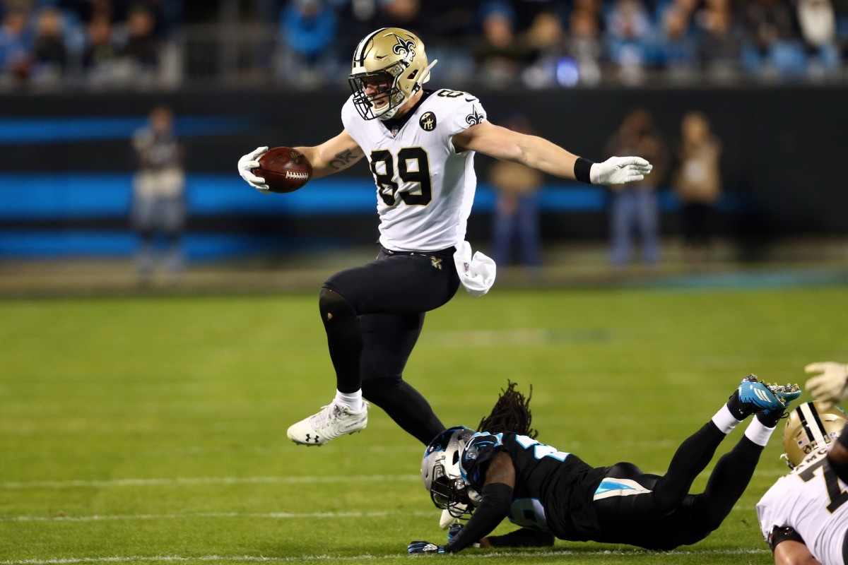 Josh Hill can extend plays for the Saints