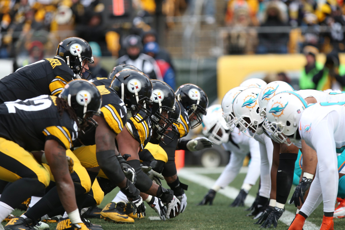 Winless Dolphins fall to Steelers on Monday Night Football - Sports  Illustrated