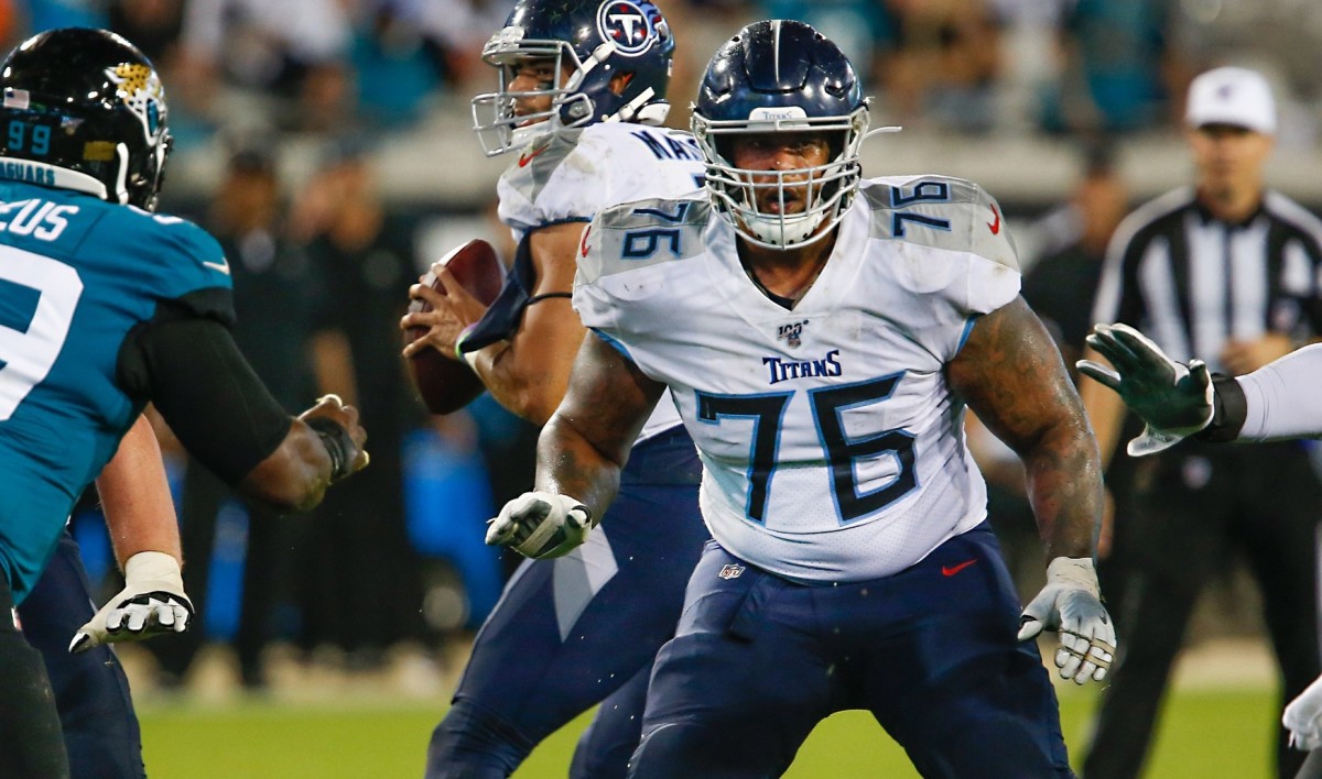 Tennessee Titans center Ben Jones leads NFL offensive linemen in  consecutive games played - Sports Illustrated Tennessee Titans News,  Analysis and More