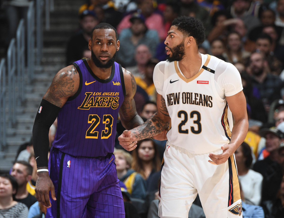 LeBron James Issues Statement on Anthony Davis After Lakers Beat Rockets