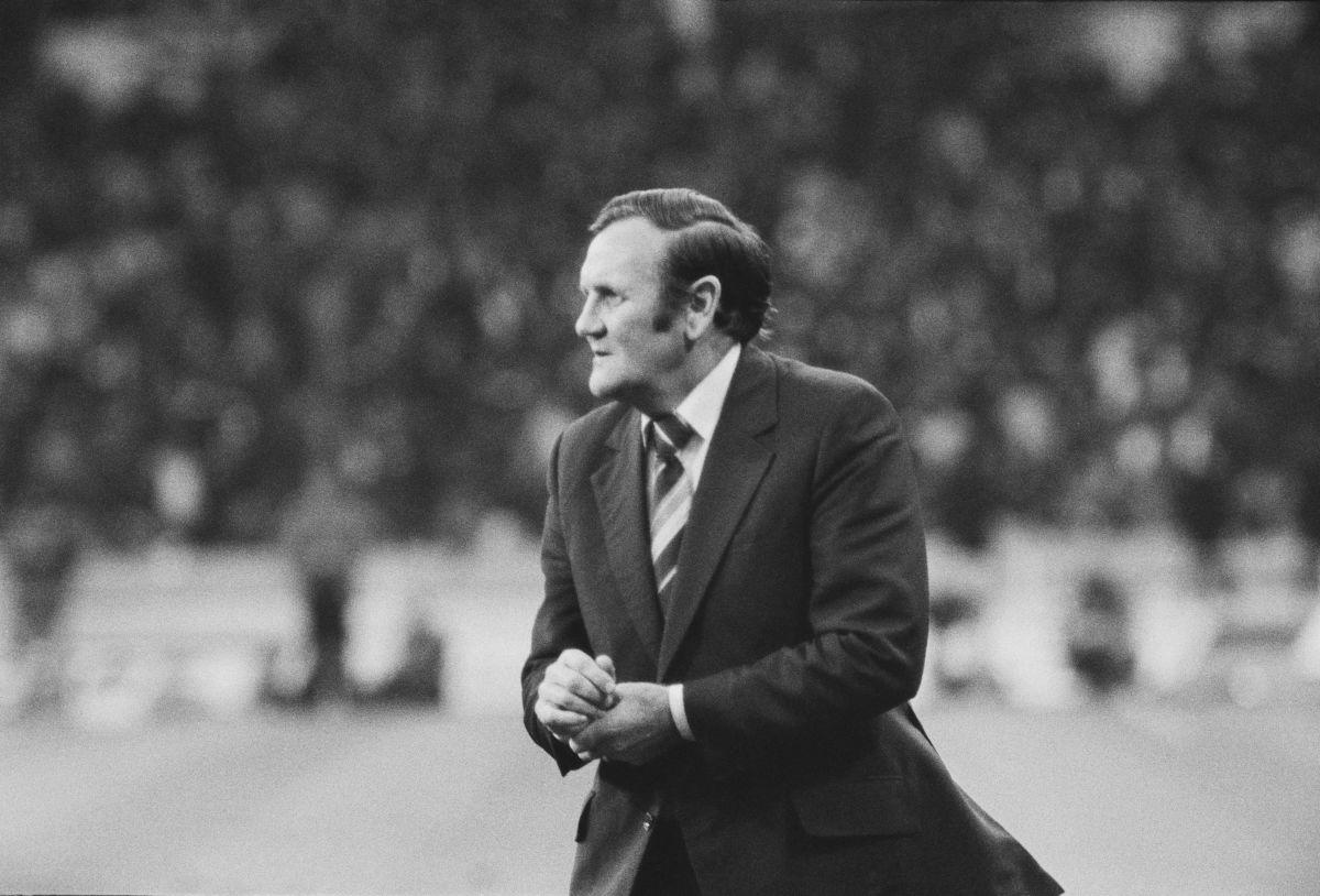 LEGENDS: Don Revie's debate with Brian Clough, creating a family spirit at  Leeds, and his legacy