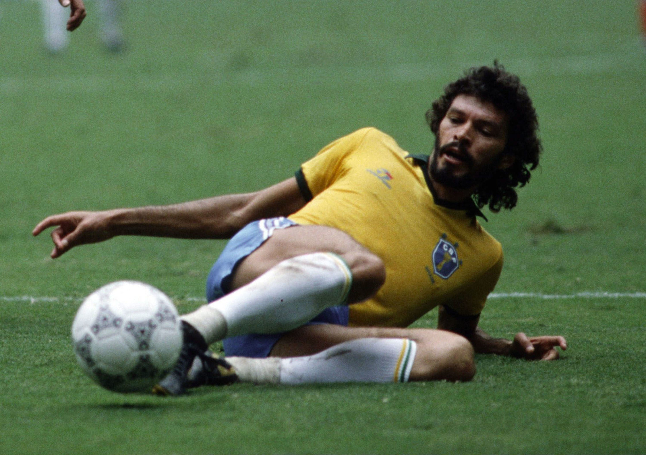 The 50 Greatest Footballers of All Time - Sports Illustrated