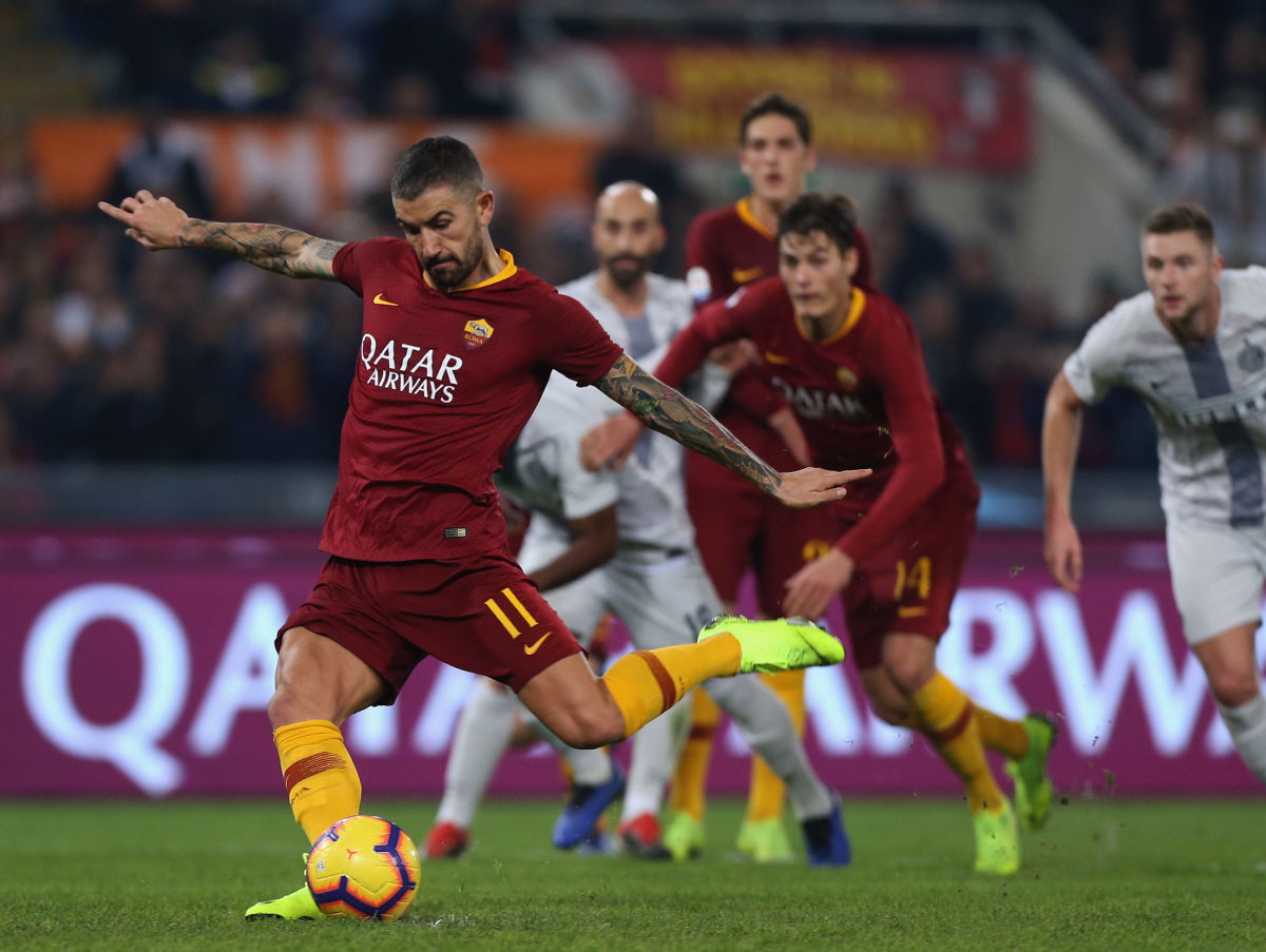 as-roma-v-fc-internazionale-serie-a-5cb89a85abdd4c3eeb000001.jpg