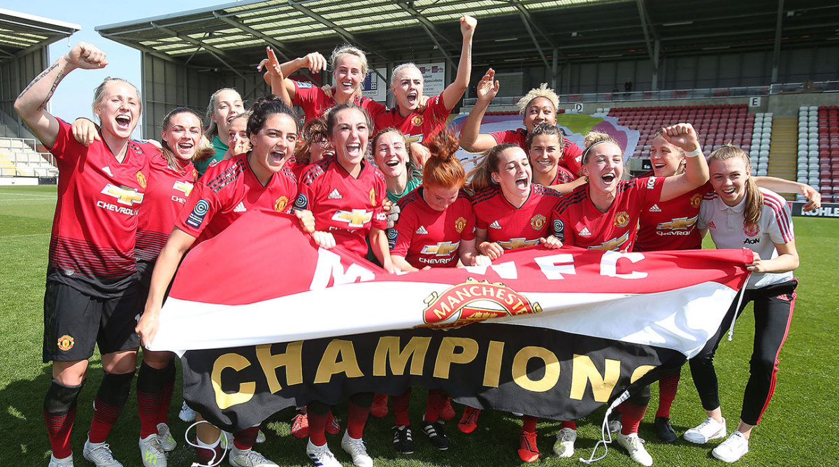 man united women shirt