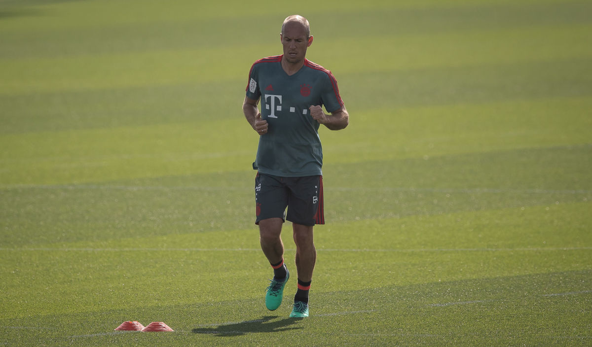 fc-bayern-muenchen-doha-training-camp-day-6-5c50bc0d9aa5a4cff3000001.jpg