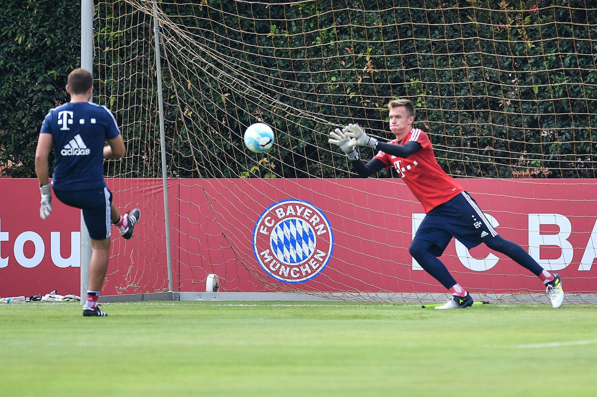 icc-singapore-fc-bayern-press-conference-5d347130d059d668b8000001.jpg