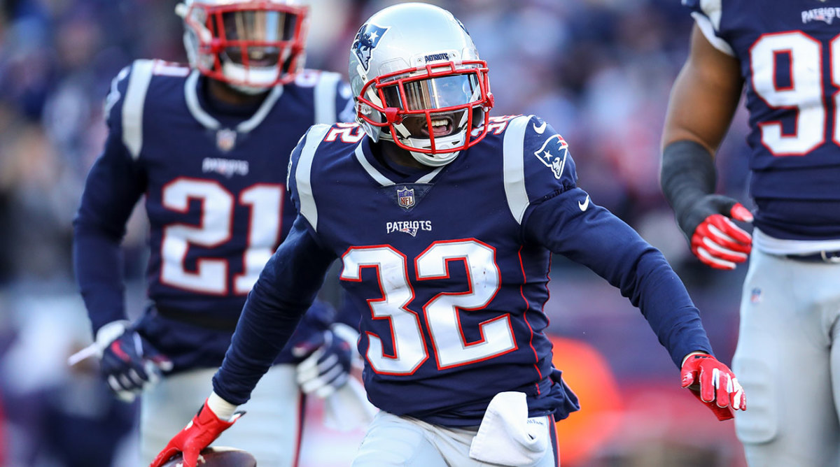 New England Patriots safety Devin McCourty retires