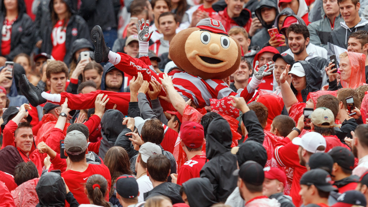 Ohio State football Buckeyes fans ate 8 tons of nacho cheese Sports