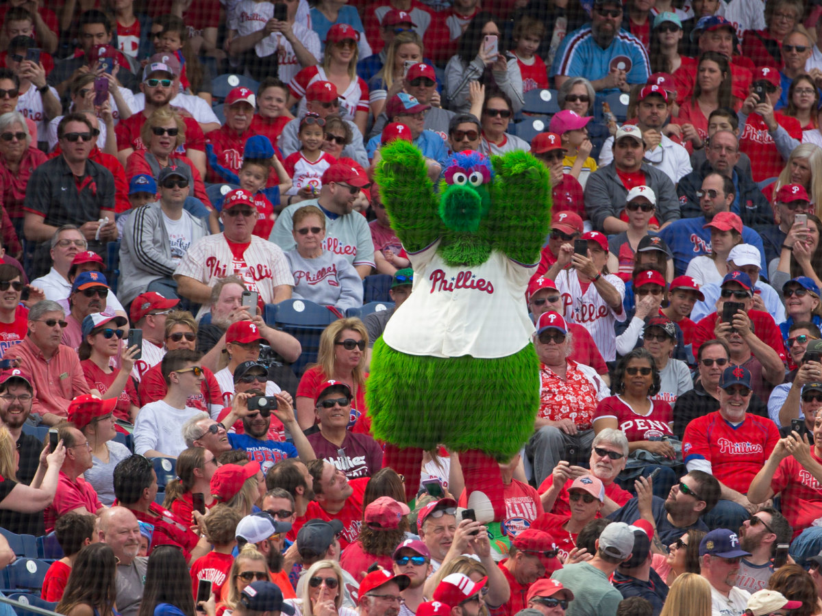 Phillie Phanatic Lawsuit Why Phillies May Lose Their Mascot Sports Illustrated