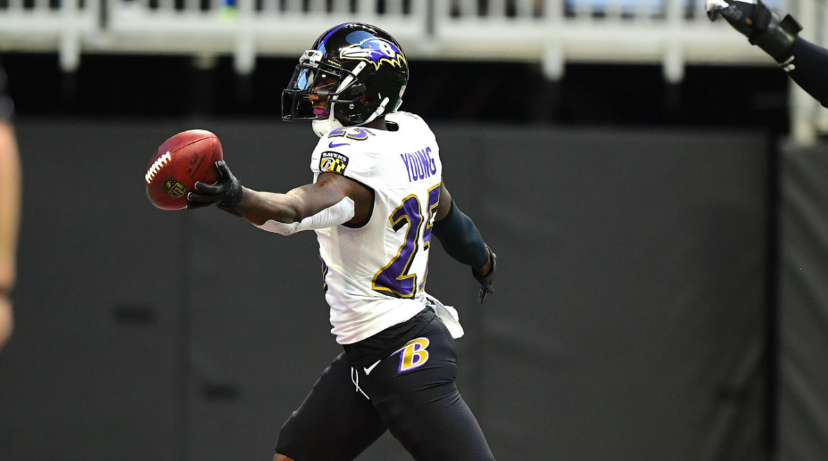 Ravens cornerback Tavon Young could miss season with neck injury, John  Harbaugh says