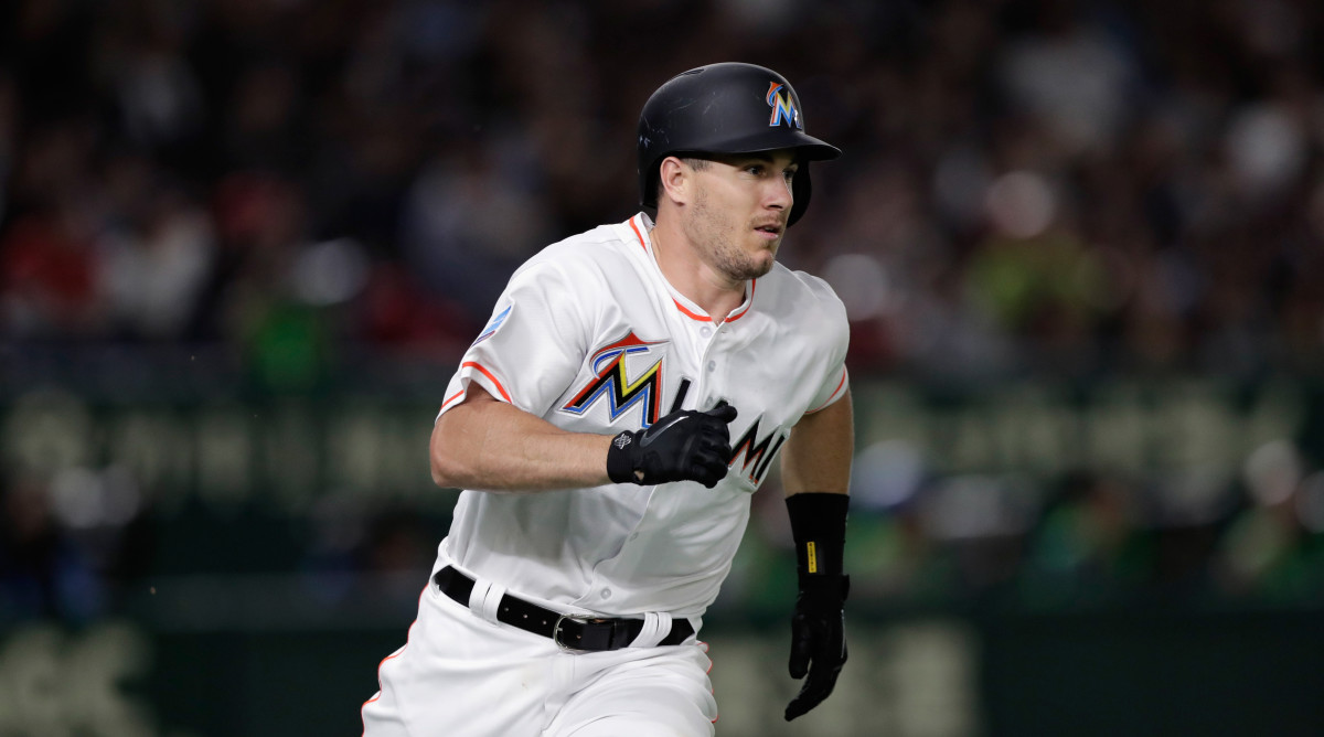 J.T. Realmuto trade: Phillies, Marlins agree to blockbuster deal