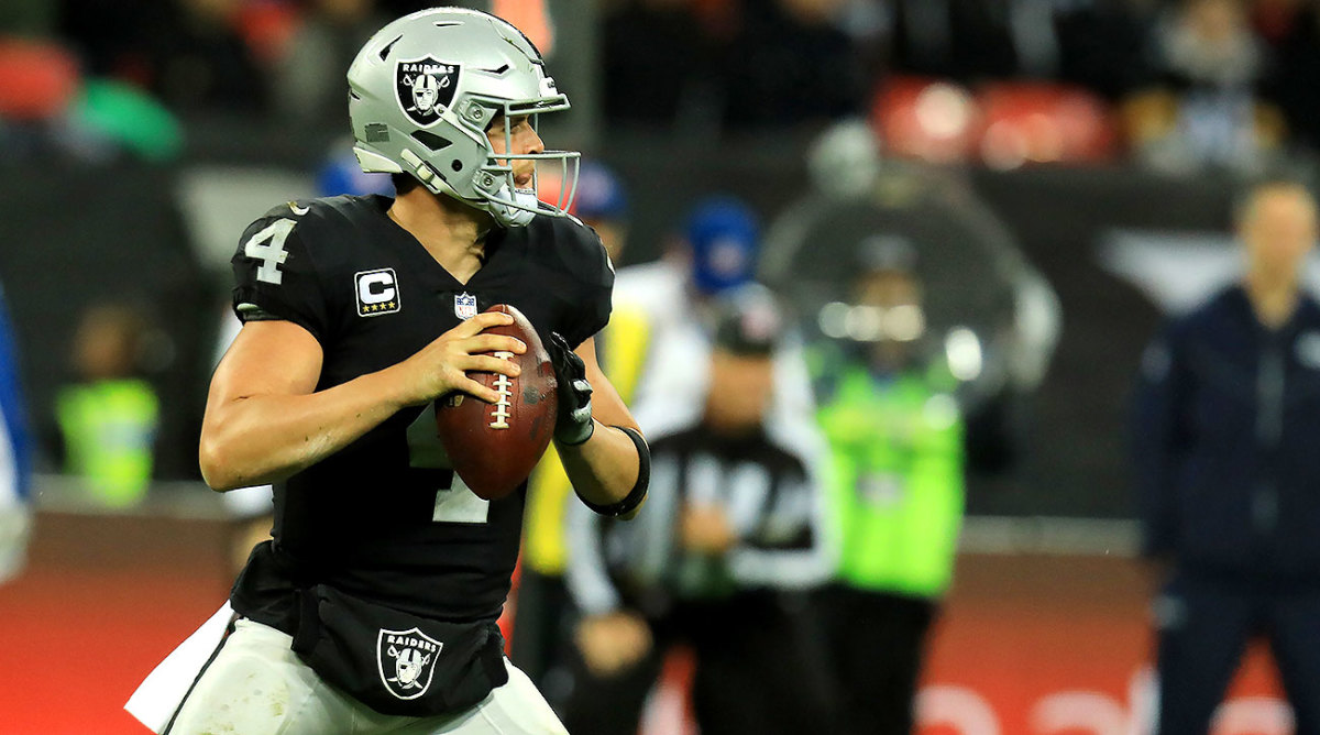 derek-carr-raiders-fantasy-football.jpg