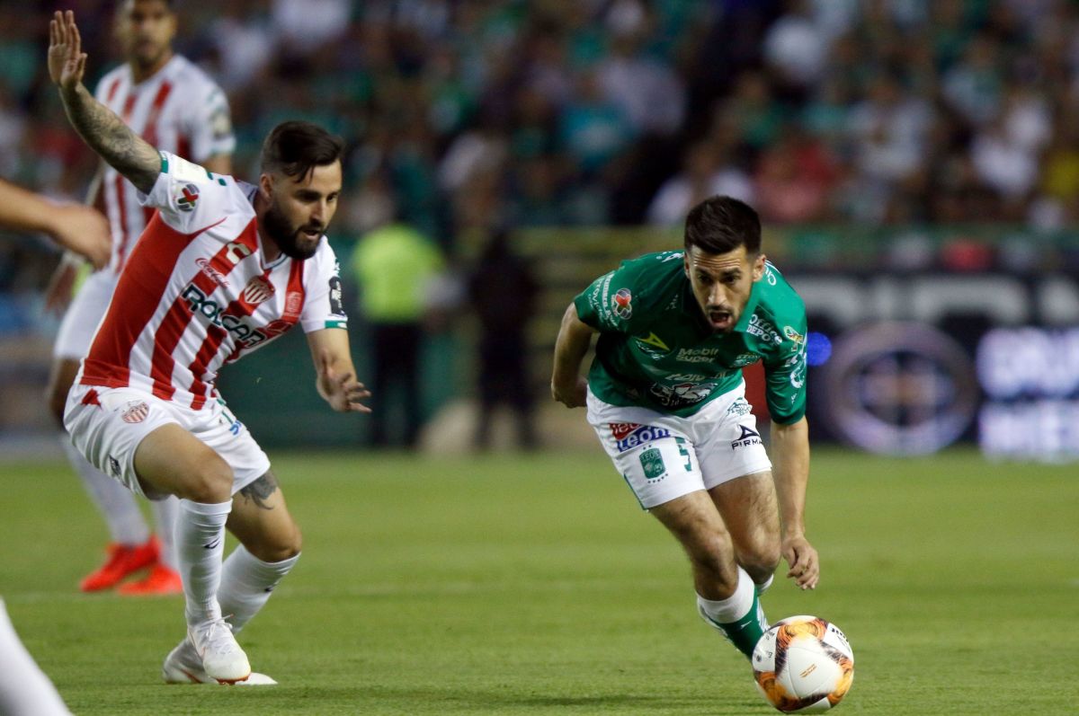 fbl-mex-leon-necaxa-5d807a60cbf9f7737e000001.jpg