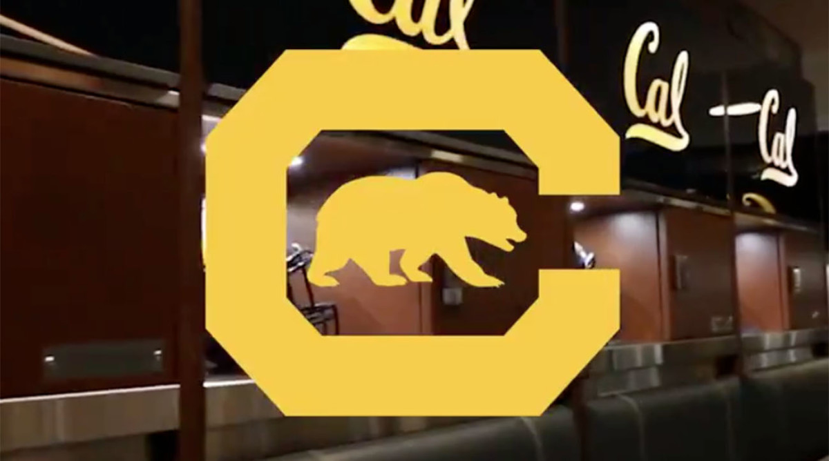 Inside Cal Football's Aaron Rodgers Locker Room 