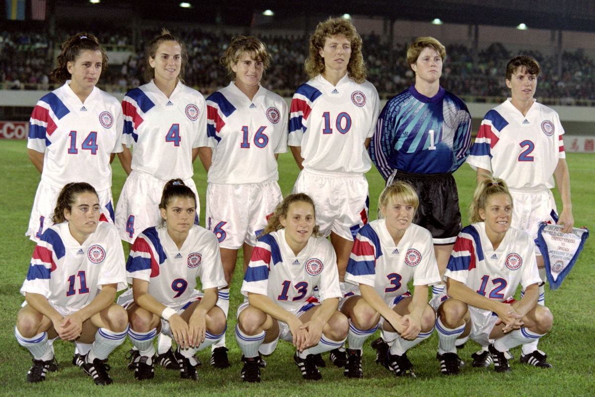 soccer-women-s-world-championship-1991-5d02751764c8a7494d000001.jpg