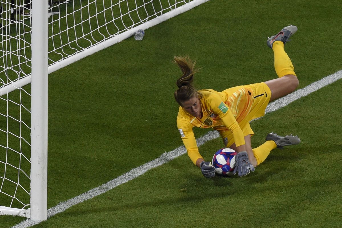 topshot-fbl-wc-2019-women-match49-eng-usa-5d23c89ccbdf717012000003.jpg