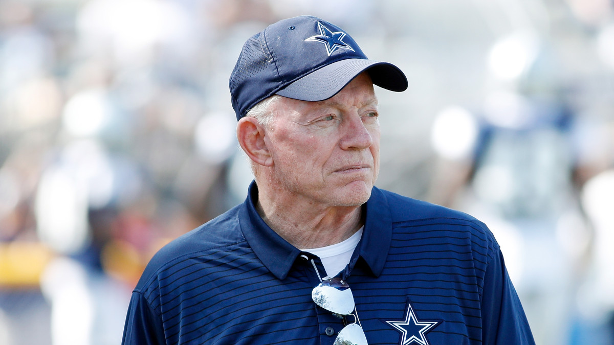 Jerry Jones on Ezekiel Elliott contract: 'I'm $100 million lighter ...