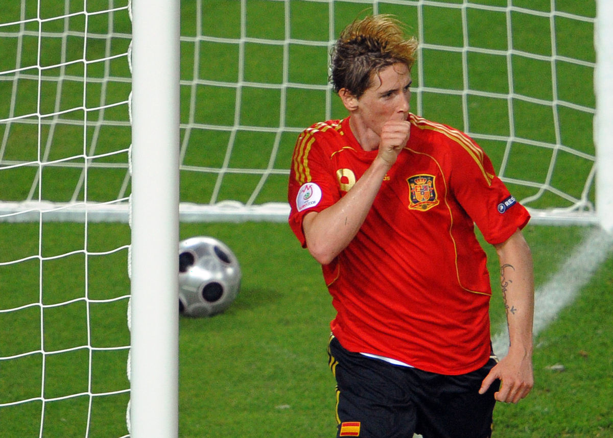 spanish-forward-fernando-torres-celebrat-5d0de4ae87b08906b9000001.jpg