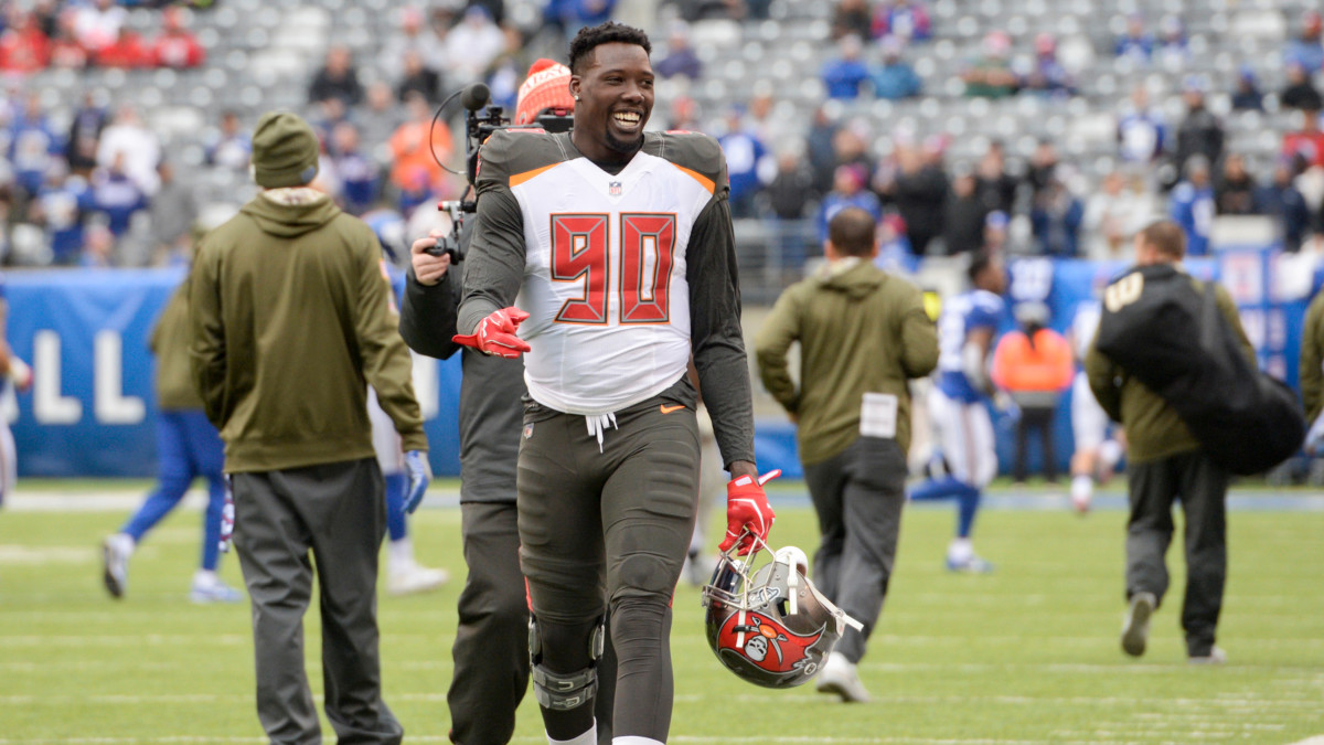 Jason Pierre-Paul Signed Buccaneer Jersey (JSA) Tampa Bay All Pro