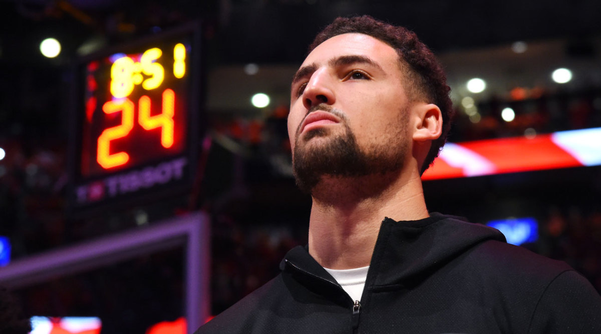 Watch: Klay Thompson shows off bounce in China