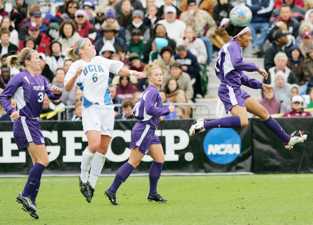 ncaa-women-s-soccer-division-i-championship-ucla-bruins-vs-portland-pilots-december-4-2005-5d27101468d609884c000001.jpg