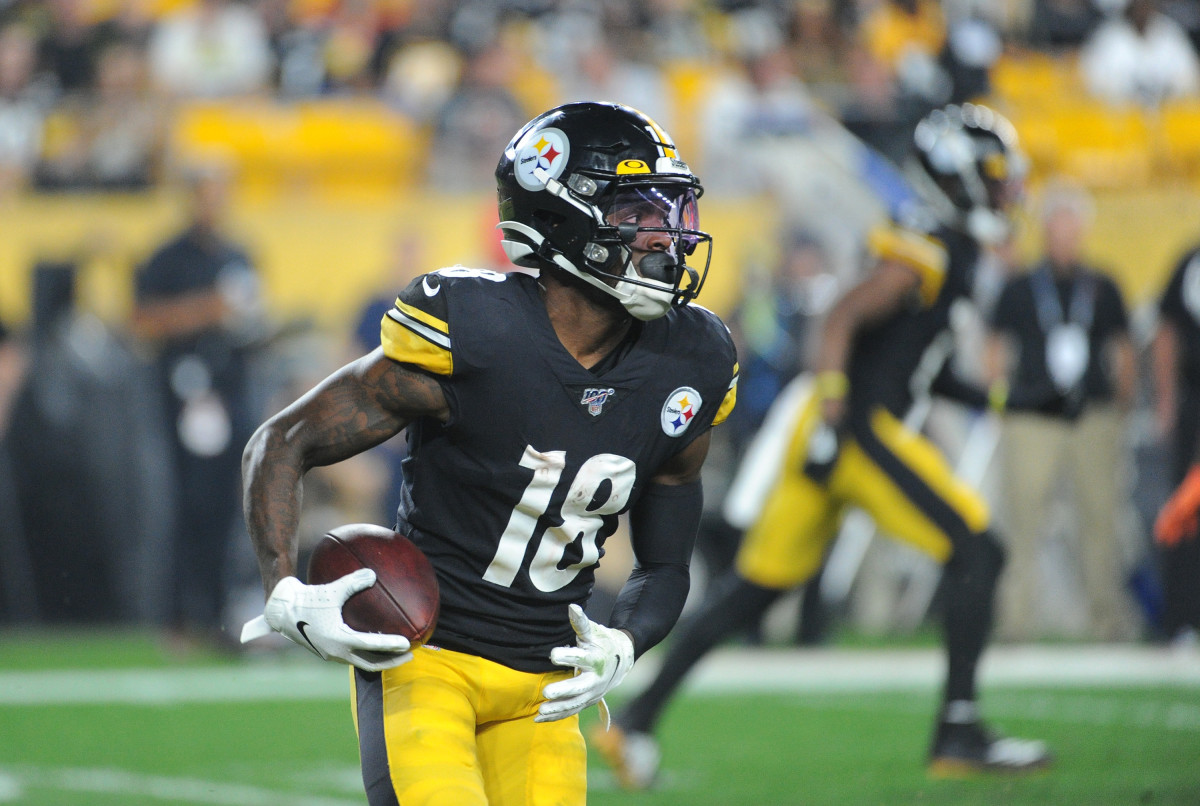 The Bright Spot: Diontae Johnson Has Shined Through Pittsburgh Steelers  Struggle - Sports Illustrated Pittsburgh Steelers News, Analysis and More