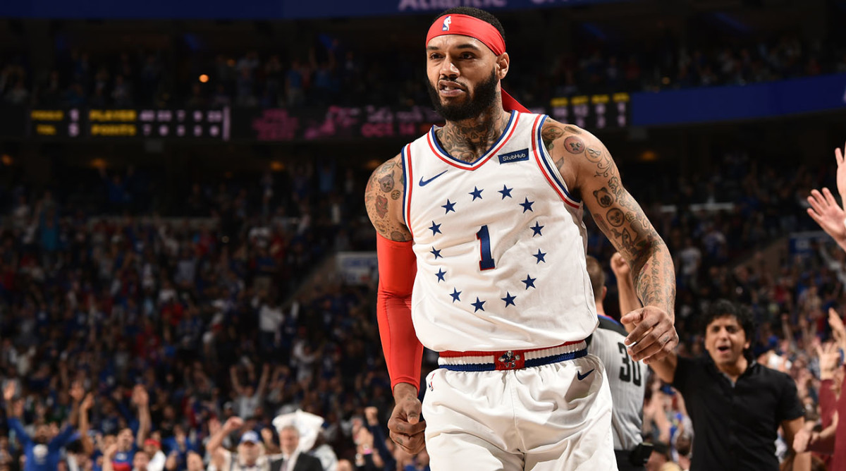 Sixers' Mike Scott fights with Eagles fans before game vs. Redskins -  Sports Illustrated