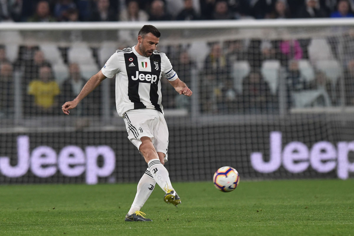 juventus-v-udinese-serie-a-5cb211a5192e05a4ec000001.jpg