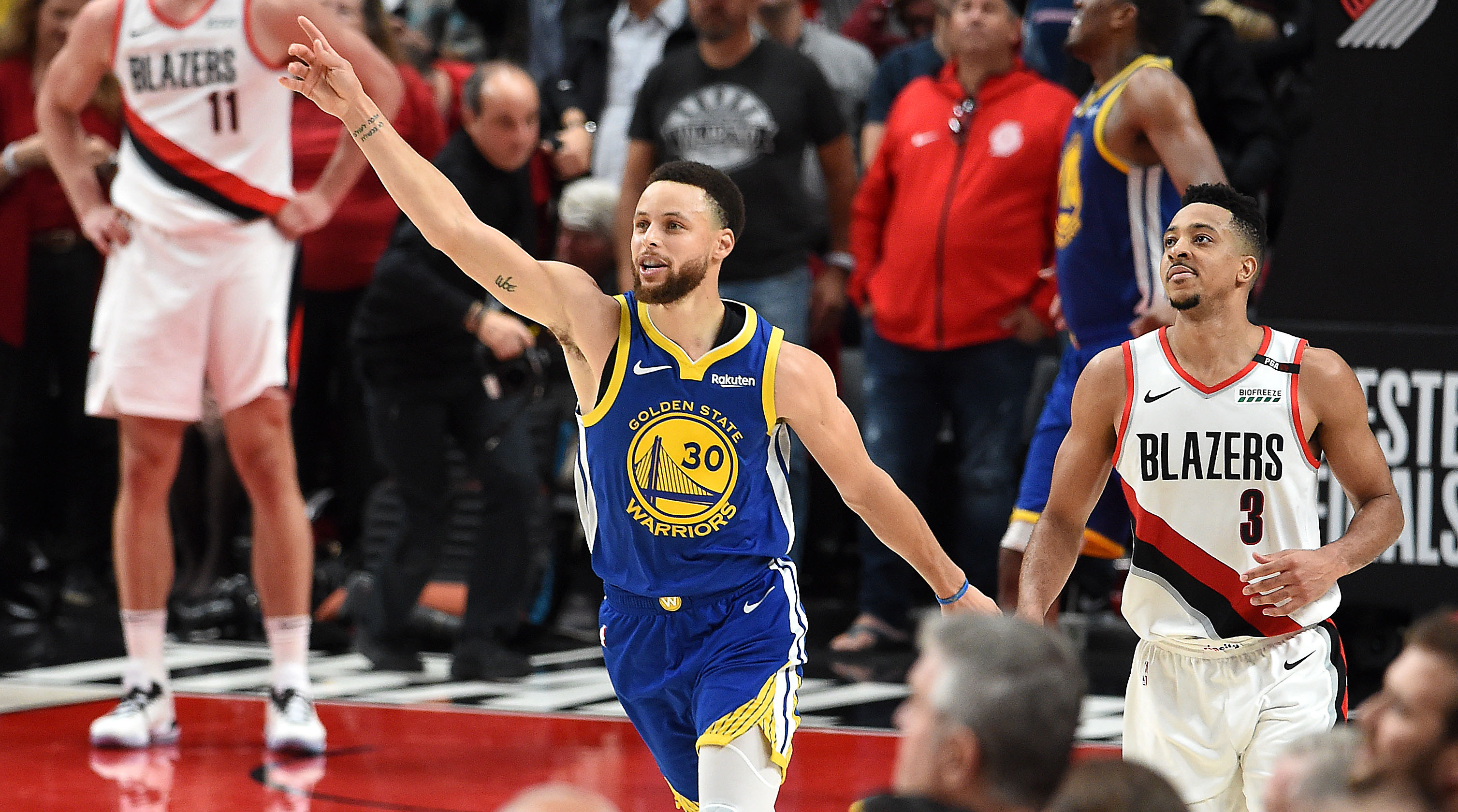 Draymond Green, Steph Curry Lead Another Warriors Comeback In Game 4 ...