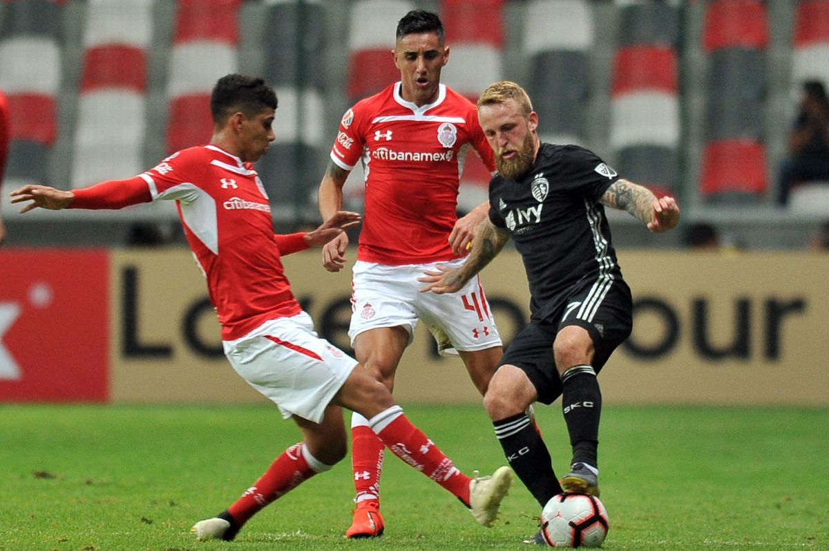 fbl-concachampions-toluca-sportingkc-5c78ca087d311a52da000001.jpg