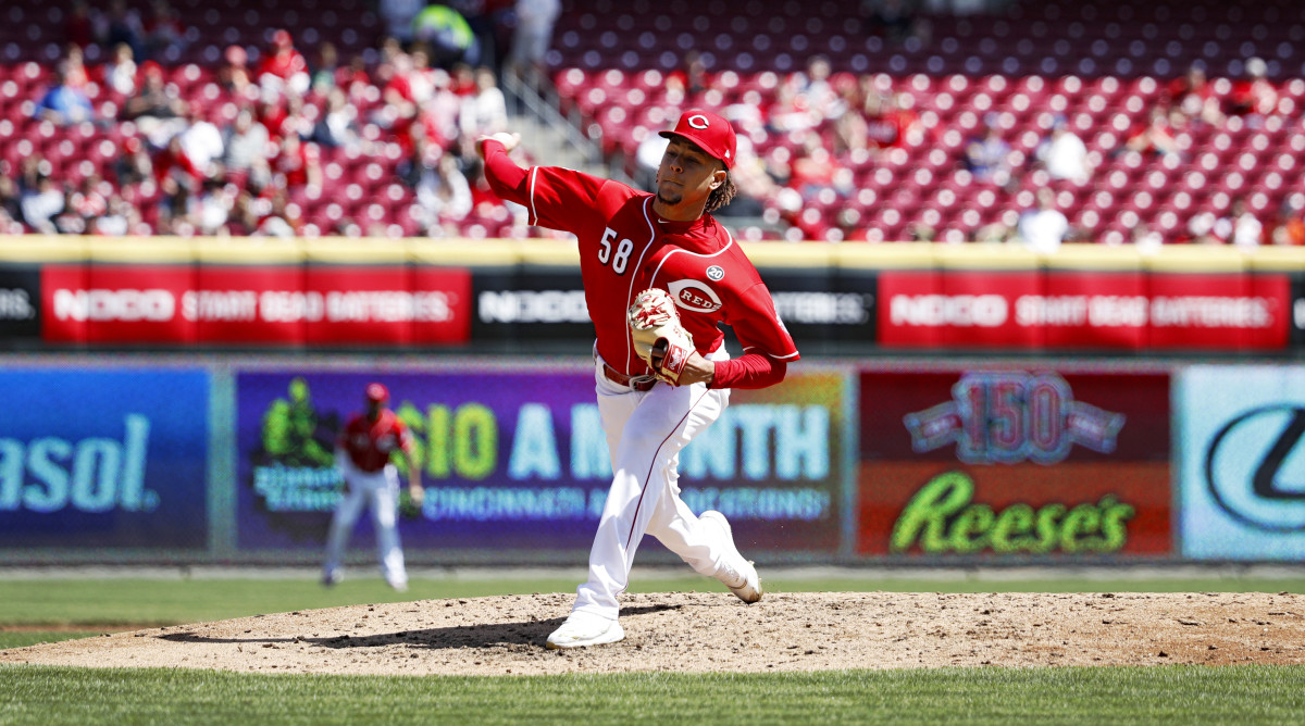 Luis Castillo: Red pitcher may have best changeup in MLB