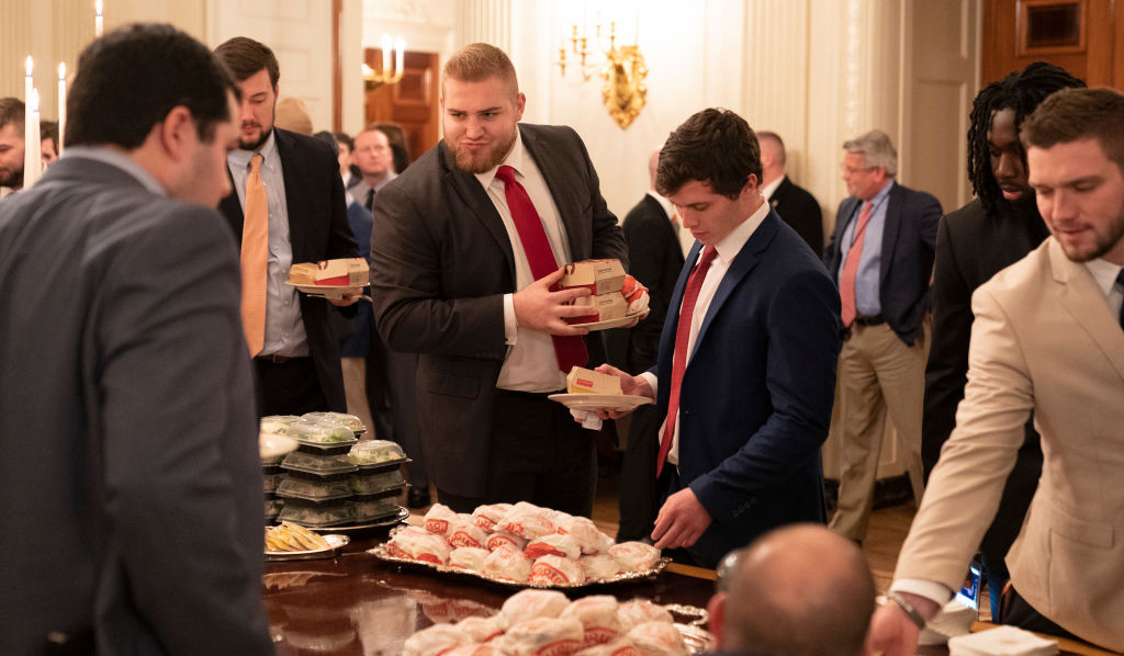 Clemson Players Twitter React To Tigers Fast Food Run At