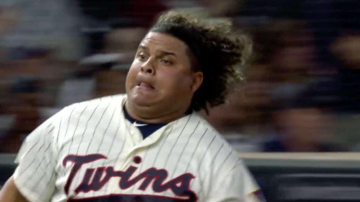 The 12 Stages of Willians Astudillo Fandom - Twins - Twins Daily