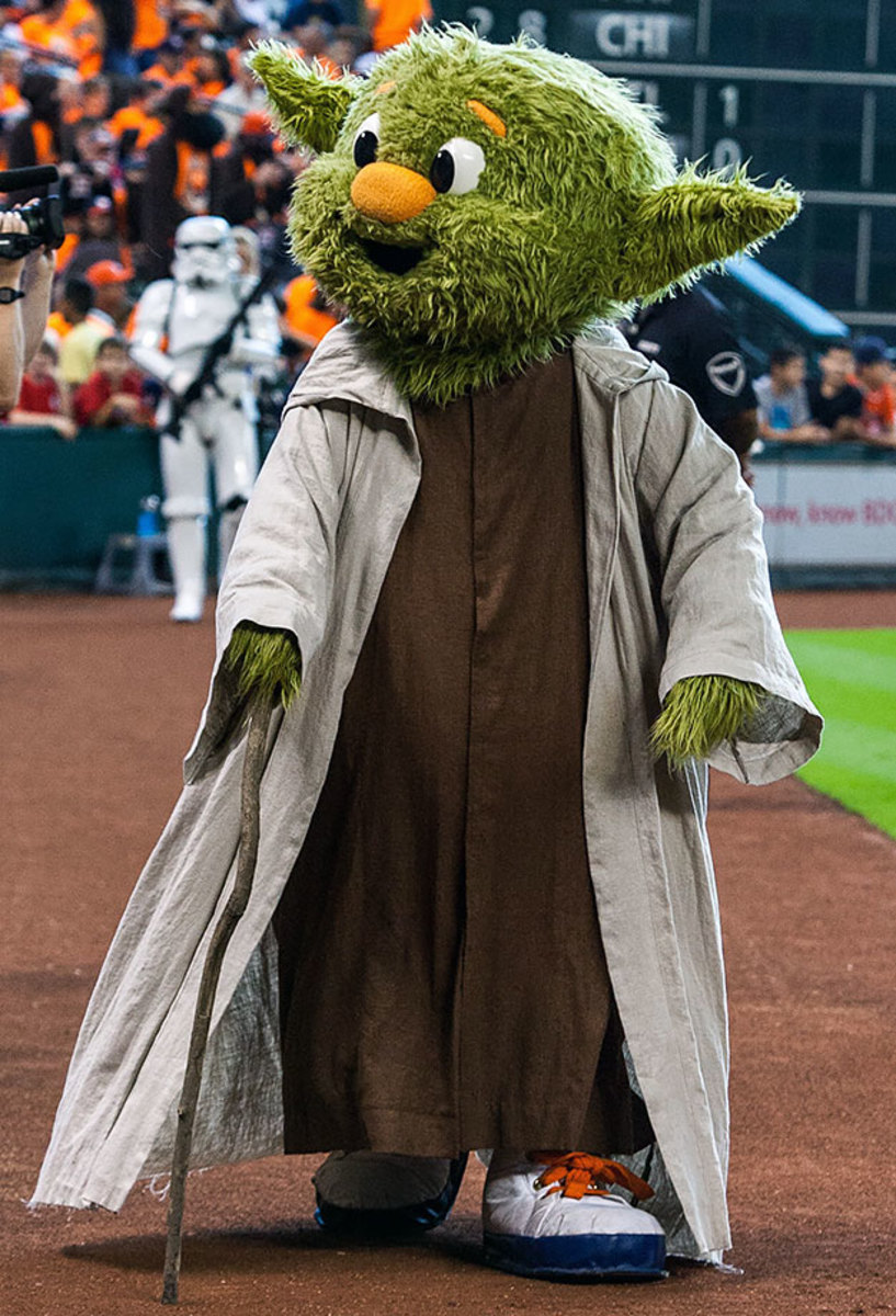 June 9, 2017: Houston Astros mascot Orbit wears a Jedi outfit for Star Wars  Night at a Major League Baseball game between the Houston Astros and the  Los Angeles Angels at Minute Maid Park in Houston, TX. The Angels won the  game 9-4Trask Smith