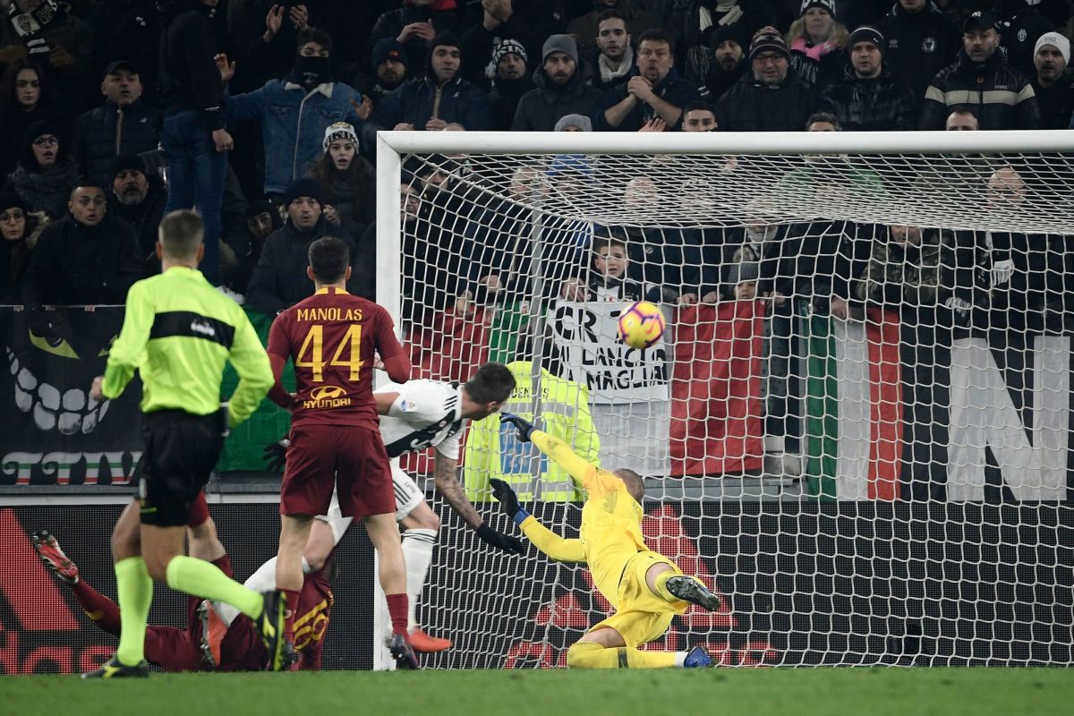 fbl-ita-seriea-juventus-roma-5c1eac68bf00e5d01a000001.jpg