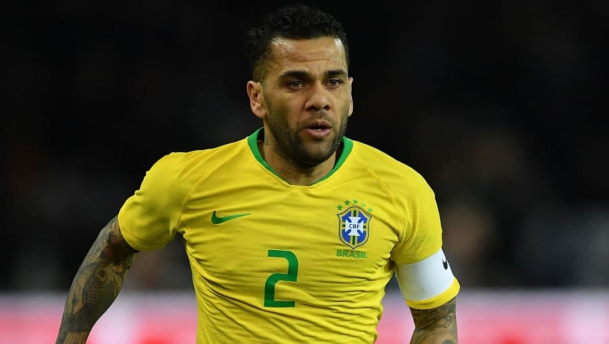 EMOTIVO | La épica carta de Dani Alves tras hacerse oficial su baja ...