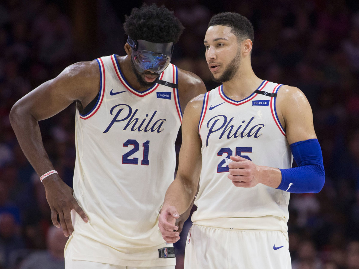 ben-simmons-joel-embiid-talk.jpg