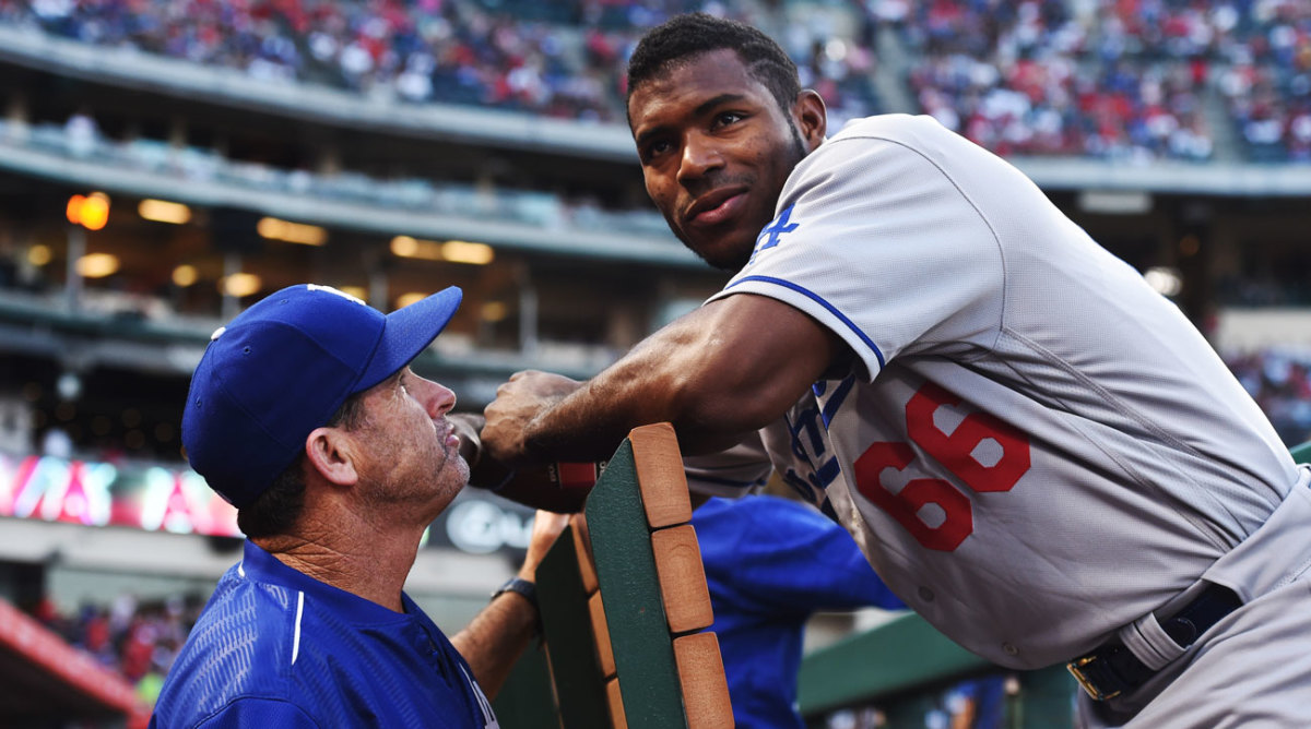 Reds hitting coach Turner Ward reunited with Yasiel Puig