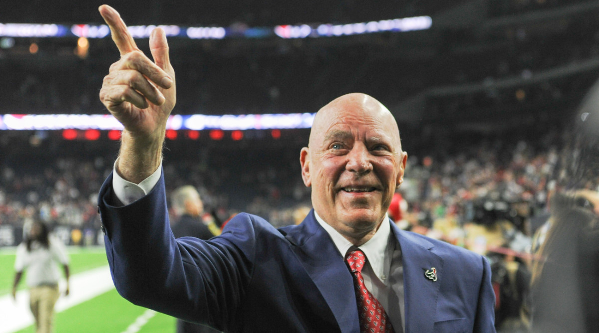 Texans owner Bob McNair's 'inmates' remark sparks player protest