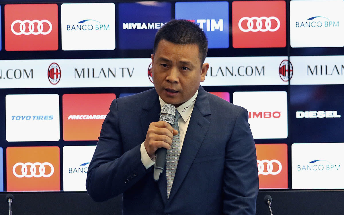 ac-milan-press-conference-5b3359dc7134f6188500000d.jpg