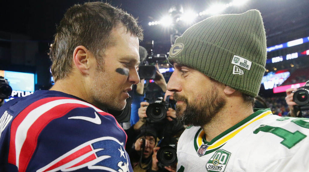 Tom Brady 'fully intends' to play Aaron Rodgers in 2022