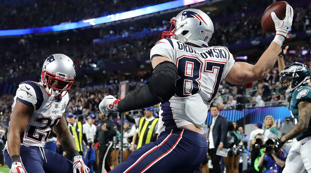 Rob Gronkowski Instagram: Patriots TE will return 2018 season - Sports ...