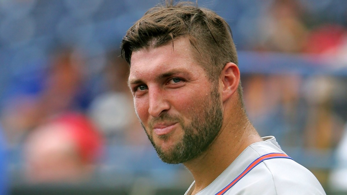 It finally happened: Tim Tebow hits his first spring training home run