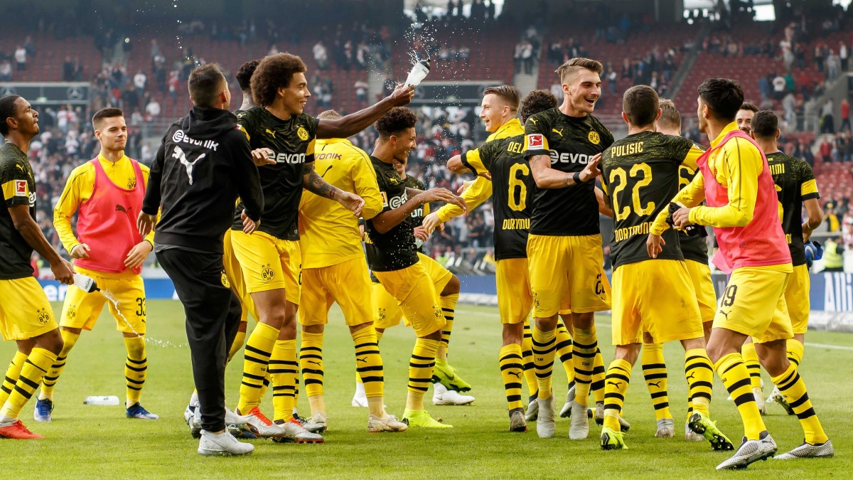 Borussia Dortmund Impressive in4-0 Win Over Stuttgart - Sports Illustrated